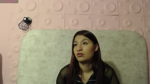 YUYIS online show from 01-08-26, 11:23