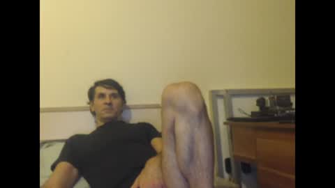 yvesstorm5 online show from 01-04-25, 04:22