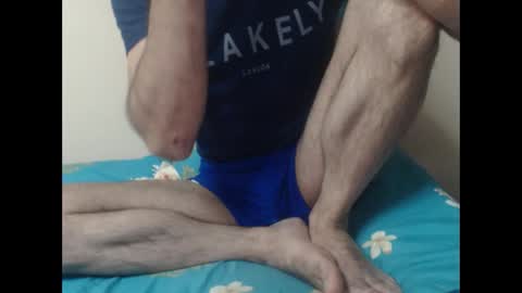 yvesstorm5 online show from 11-18-25, 06:34