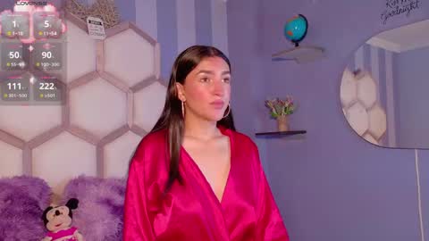Snapshot of yvi_taylor chatting on 06-01-26, 12:40 yvi online show from 06-01-26, 12:40
