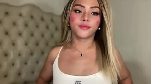 Miss Cali online show from 11-14-25, 04:22