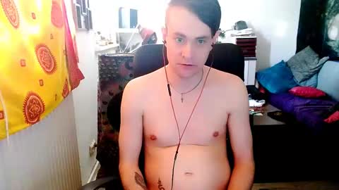 Snapshot of yyscript chatting on 03-07-25, 03:49 online show from 03-07-25, 03:49