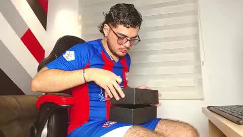 Zack  online show from 02-12-26, 12:00