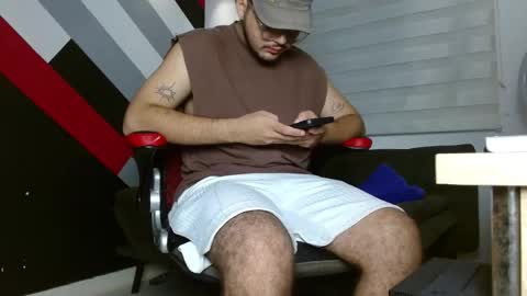 Snapshot of zac_golden chatting on 06-01-26, 11:56 Zack online show from 06-01-26, 11:56