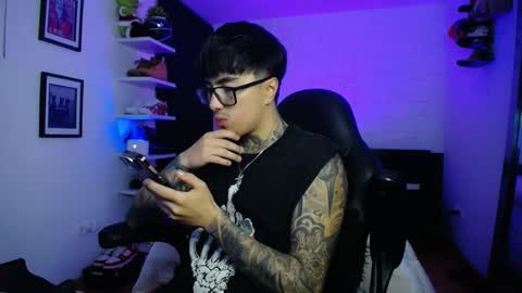 zac_muller1 online show from 01-08-26, 10:17