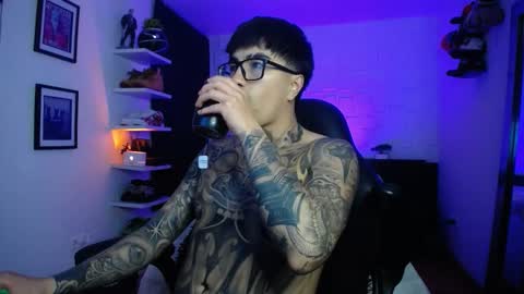 zac_muller1 online show from 02-08-26, 02:15