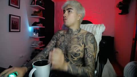 zac_muller1 online show from 05-21-26, 12:12