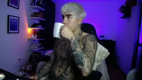zac_muller1 online show from 05-28-26, 02:31