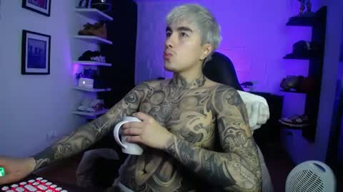 zac_muller1 online show from 06-09-26, 02:56