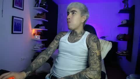 zac_muller1 online show from 06-11-26, 03:59