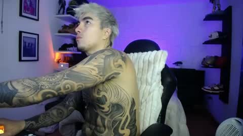 zac_muller1 online show from 06-14-26, 03:08
