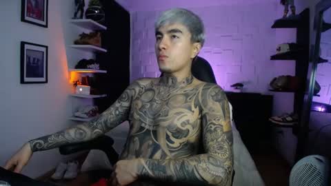zac_muller1 online show from 06-24-26, 02:21