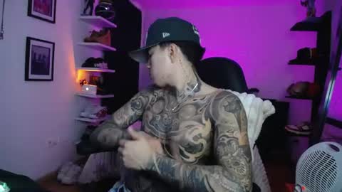 zac_muller1 online show from 07-20-26, 12:29