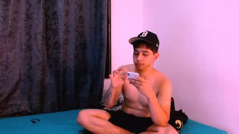 Snapshot of zacck_evans chatting on 05-26-26, 03:13 zacck_evans online show from 05-26-26, 03:13