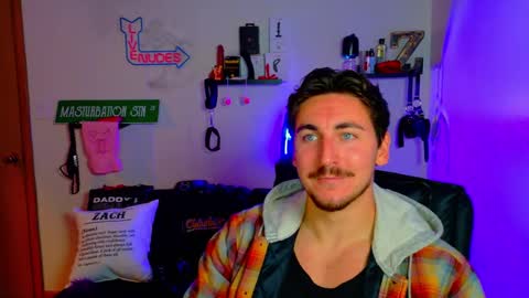 Zach Rhyder online show from 10-29-25, 01:52