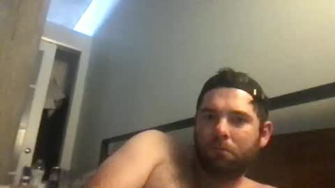 Snapshot of zachbromine chatting on 05-13-26, 04:59 First time online show from 05-13-26, 04:59