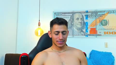 Snapshot of zachpri20 chatting on 01-11-25, 12:40 zachpri20 online show from 01-11-25, 12:40