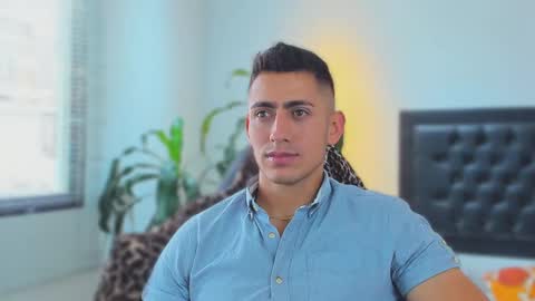 Snapshot of zachpri20 chatting on 09-28-25, 04:01 zachpri20 online show from 09-28-25, 04:01