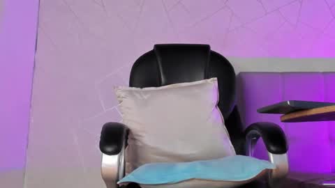 zack conor online show from 11-27-25, 05:04