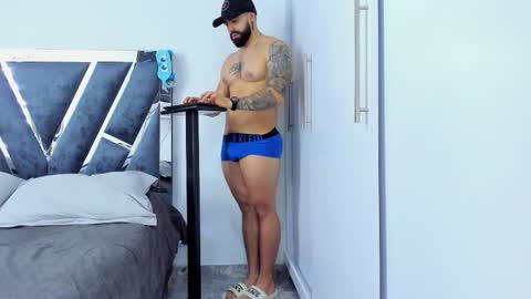 Richard online show from 10-16-25, 01:56