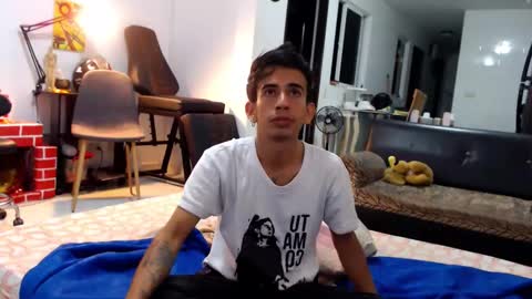 Snapshot of zack_kingg chatting on 12-07-24, 10:56 Zack King online show from 12-07-24, 10:56