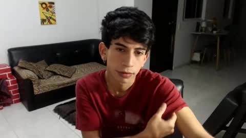 Snapshot of zack_kingg chatting on 01-19-25, 11:00 Zack King online show from 01-19-25, 11:00