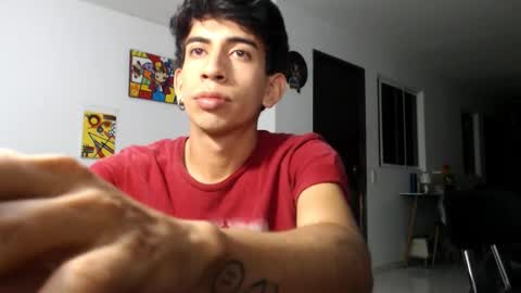 Snapshot of zack_kingg chatting on 01-20-25, 02:01 Zack King online show from 01-20-25, 02:01