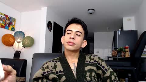 Snapshot of zack_kingg chatting on 02-03-25, 11:42 Zack King online show from 02-03-25, 11:42