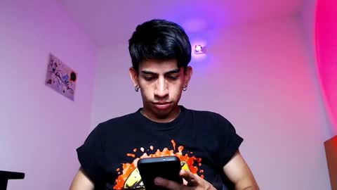 Snapshot of zack_kingg chatting on 09-11-25, 05:18 Zack King online show from 09-11-25, 05:18