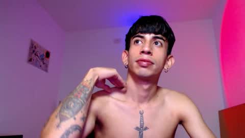 Snapshot of zack_kingg chatting on 09-17-25, 05:47 Zack King online show from 09-17-25, 05:47