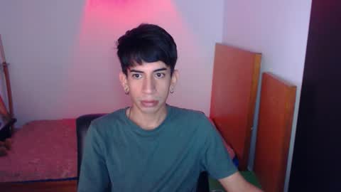 Snapshot of zack_kingg chatting on 09-24-25, 12:08 Zack King online show from 09-24-25, 12:08