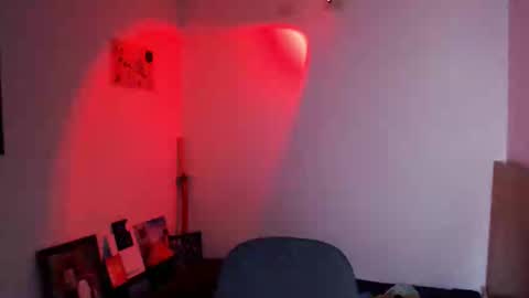 Snapshot of zack_kingg chatting on 10-07-25, 04:04 Zack King online show from 10-07-25, 04:04