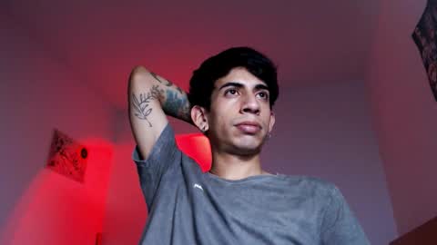 Snapshot of zack_kingg chatting on 10-08-25, 04:10 Zack King online show from 10-08-25, 04:10