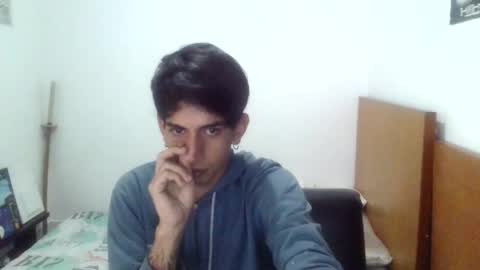 Snapshot of zack_kingg chatting on 11-04-25, 02:38 Zack King online show from 11-04-25, 02:38