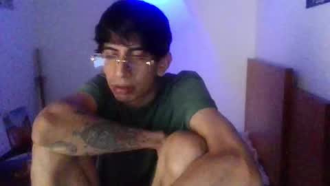 Snapshot of zack_kingg chatting on 11-11-25, 06:52 Zack King online show from 11-11-25, 06:52