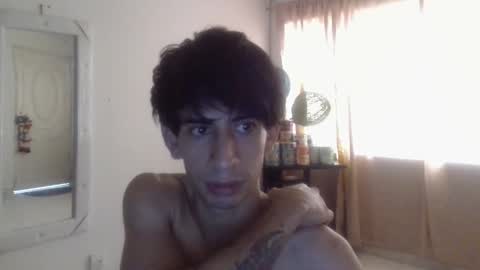 Snapshot of zack_kingg chatting on 12-19-25, 07:10 Zack King online show from 12-19-25, 07:10