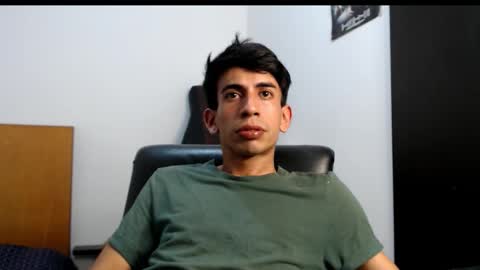 Snapshot of zack_kingg chatting on 02-28-26, 11:06 Zack King online show from 02-28-26, 11:06