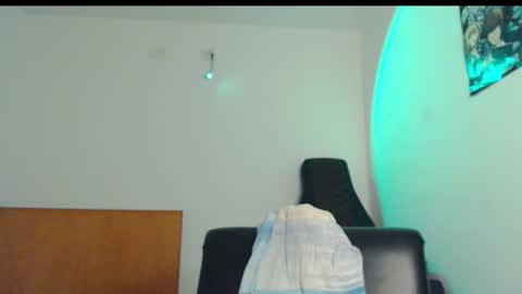 Snapshot of zack_kingg chatting on 03-15-26, 06:03 Zack King online show from 03-15-26, 06:03