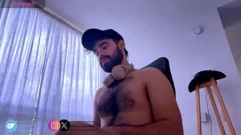 Snapshot of zack_sullivan22 chatting on 10-31-25, 02:51 zack_sullivan22 online show from 10-31-25, 02:51