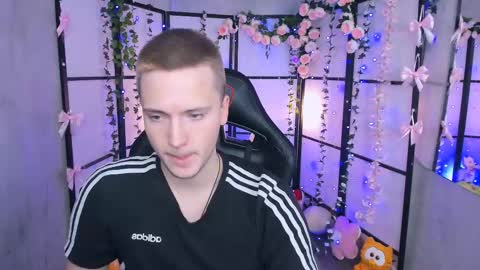 Zack online show from 03-11-25, 12:17