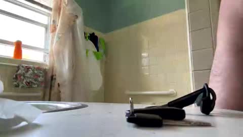 Snapshot of zaddykendoll chatting on 04-26-26, 10:29 Aiden online show from 04-26-26, 10:29