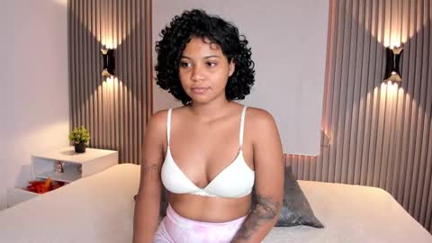 zafira online show from 02-18-25, 11:44