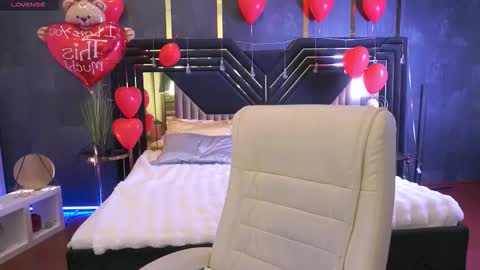 Zafiramoonn online show from 02-18-26, 02:57