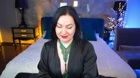 Zafiramoonn online show from 05-16-26, 07:56