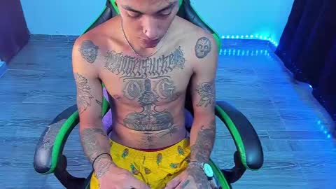 BiG Zafiro online show from 05-25-26, 12:33
