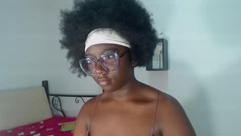 Snapshot of zahhysims chatting on 02-23-25, 04:13 zahhy online show from 02-23-25, 04:13