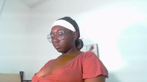 Snapshot of zahhysims chatting on 02-24-25, 04:47 zahhy online show from 02-24-25, 04:47