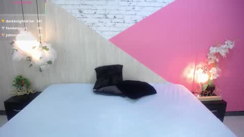 Zahira  online show from 11-18-25, 05:17