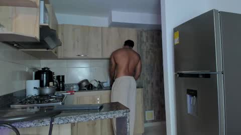 Snapshot of zain_diesel7 chatting on 03-06-25, 05:54 INSTAGRAM yormanfit7 online show from 03-06-25, 05:54