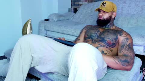 Snapshot of zain_diesel7 chatting on 10-01-25, 08:31 INSTAGRAM yormanfit7 online show from 10-01-25, 08:31